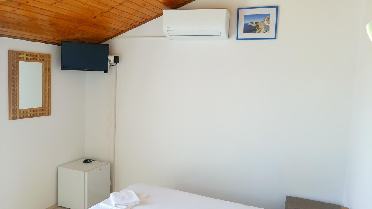 Guesthouse Budima Banići Buitenkant foto