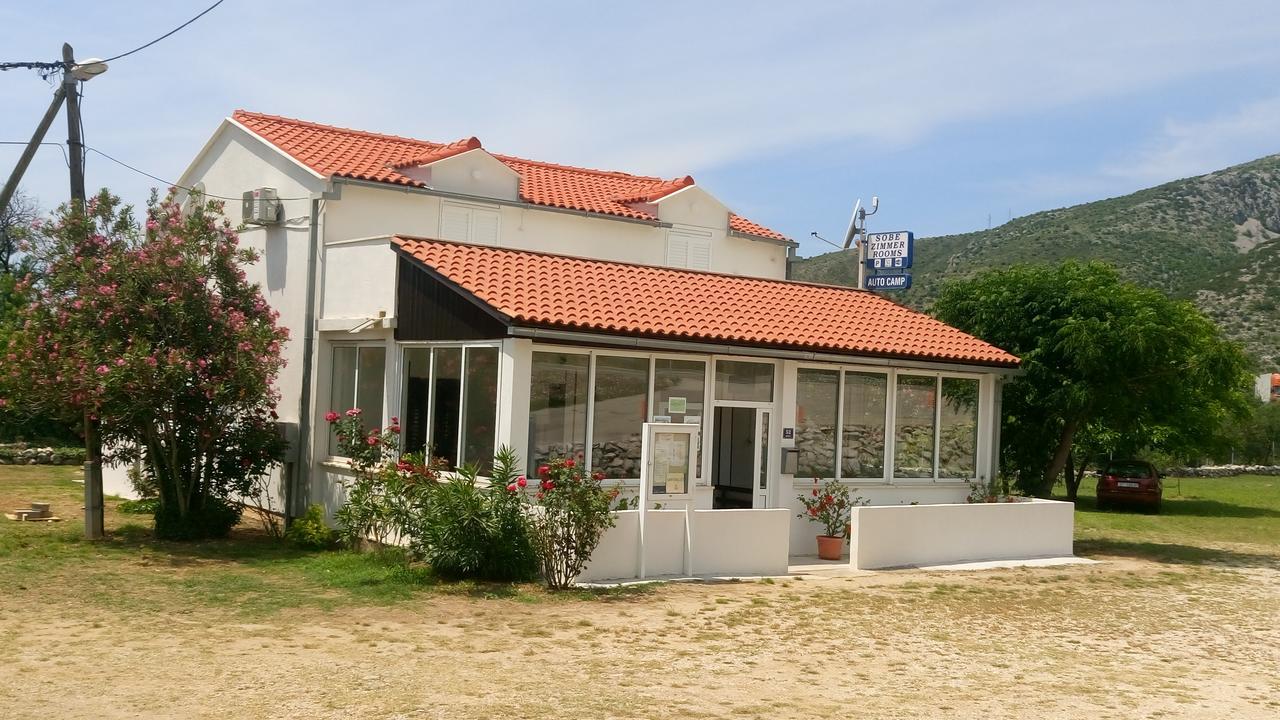 Guesthouse Budima Banići Buitenkant foto