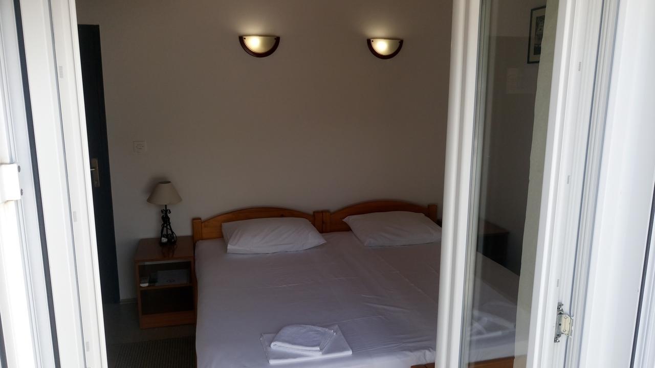 Guesthouse Budima Banići Buitenkant foto