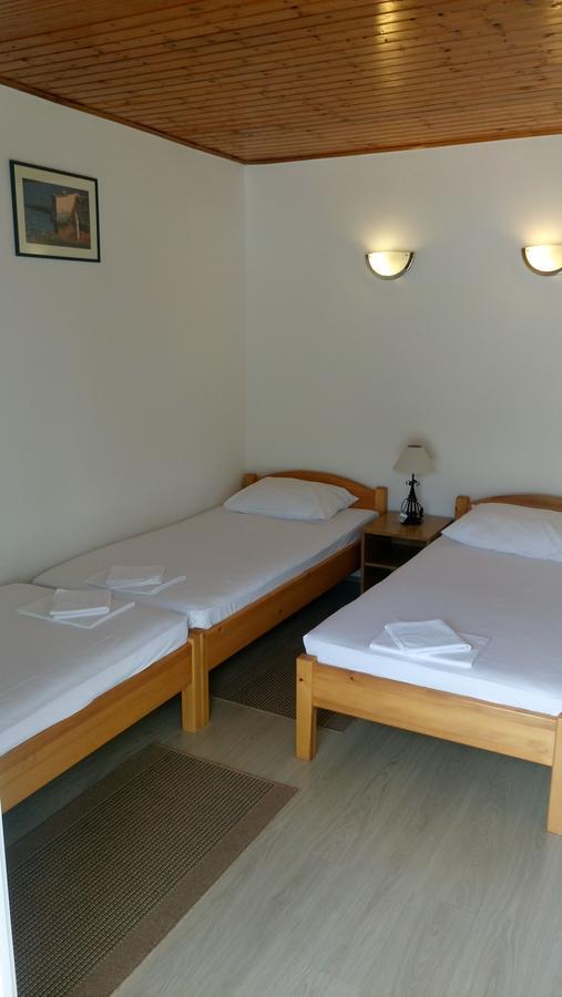 Guesthouse Budima Banići Buitenkant foto