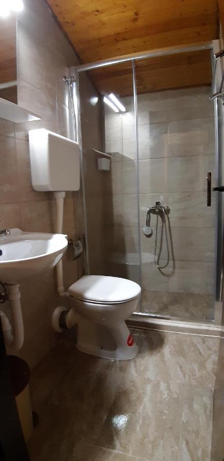 Guesthouse Budima Banići Buitenkant foto